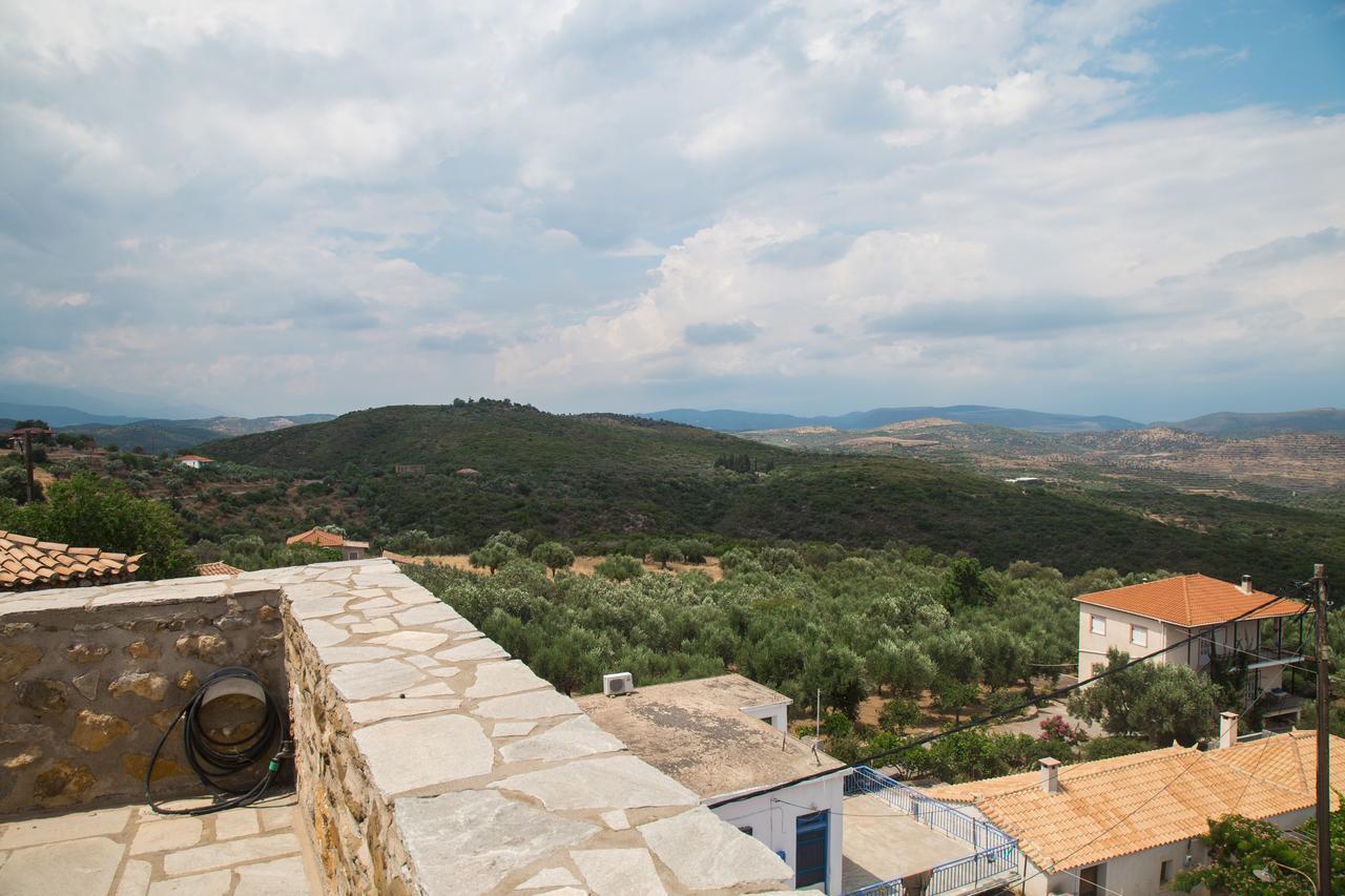 Mani Secluded Villa Gythio Exterior photo